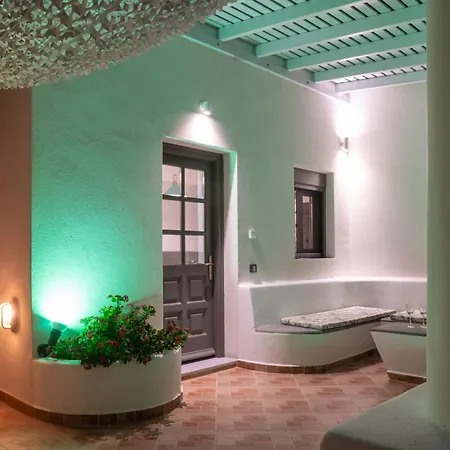 L'eros Grandma's House * Lakkíon