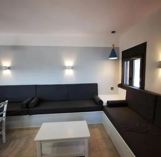 L'eros Grandma's House