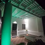 וילה L'eros Grandma's House Lakkíon